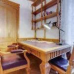 Luxury With Sauna By Rikas Apartamento