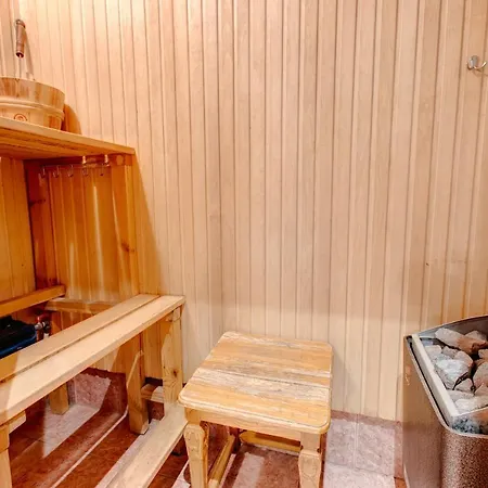 Luxury With Sauna By Rikas Lägenhet *