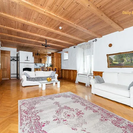 Luxury With Sauna By Rikas Apartamento