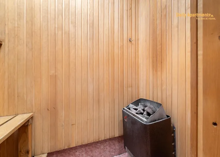 Luxury With Sauna By Rikas Apartamento *